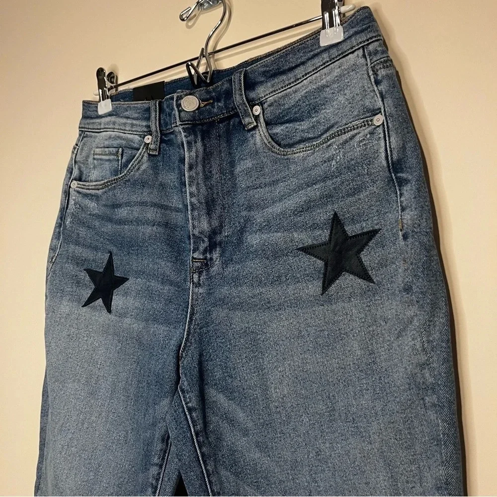 NWT BLANK NYC Madison Crop Star Jeans